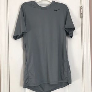 Grey guys dry- fit Nike t- shirt